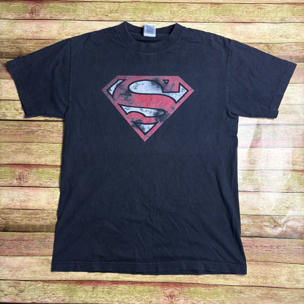 Vintage 2007 Alstyle DC Comics Superman War Torn Shield Graphic T-Shirt Black M